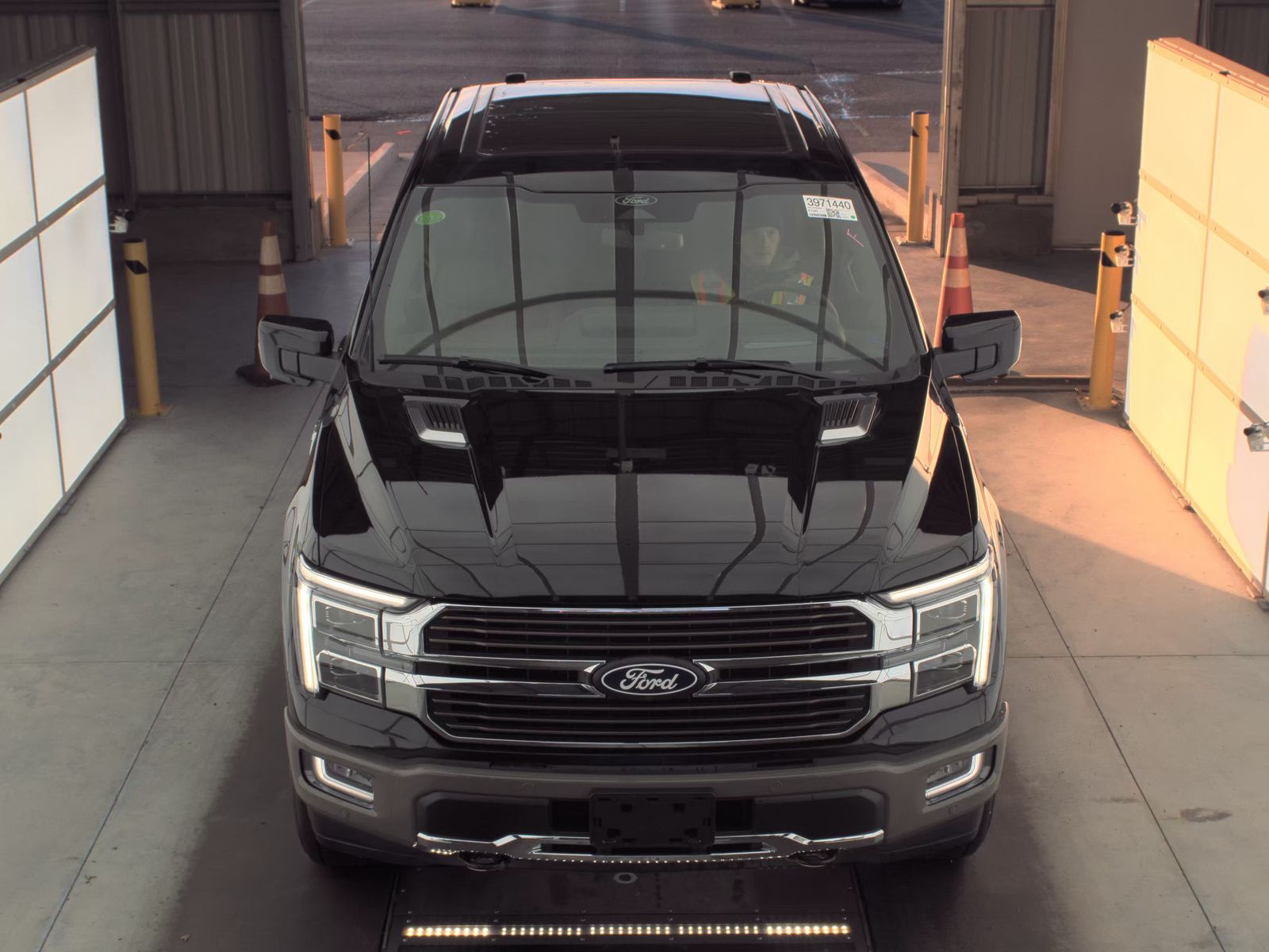 2025 Ford F-150 Hybrid King Ranch AWD