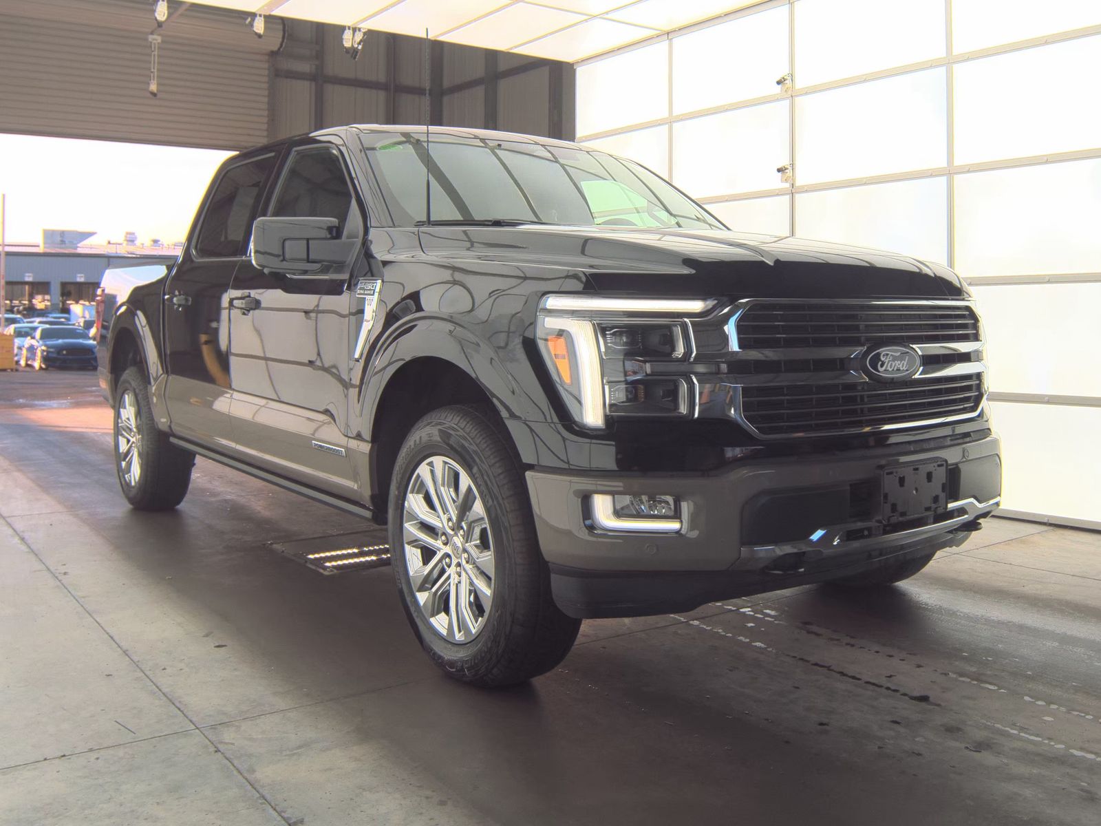 2025 Ford F-150 Hybrid King Ranch AWD