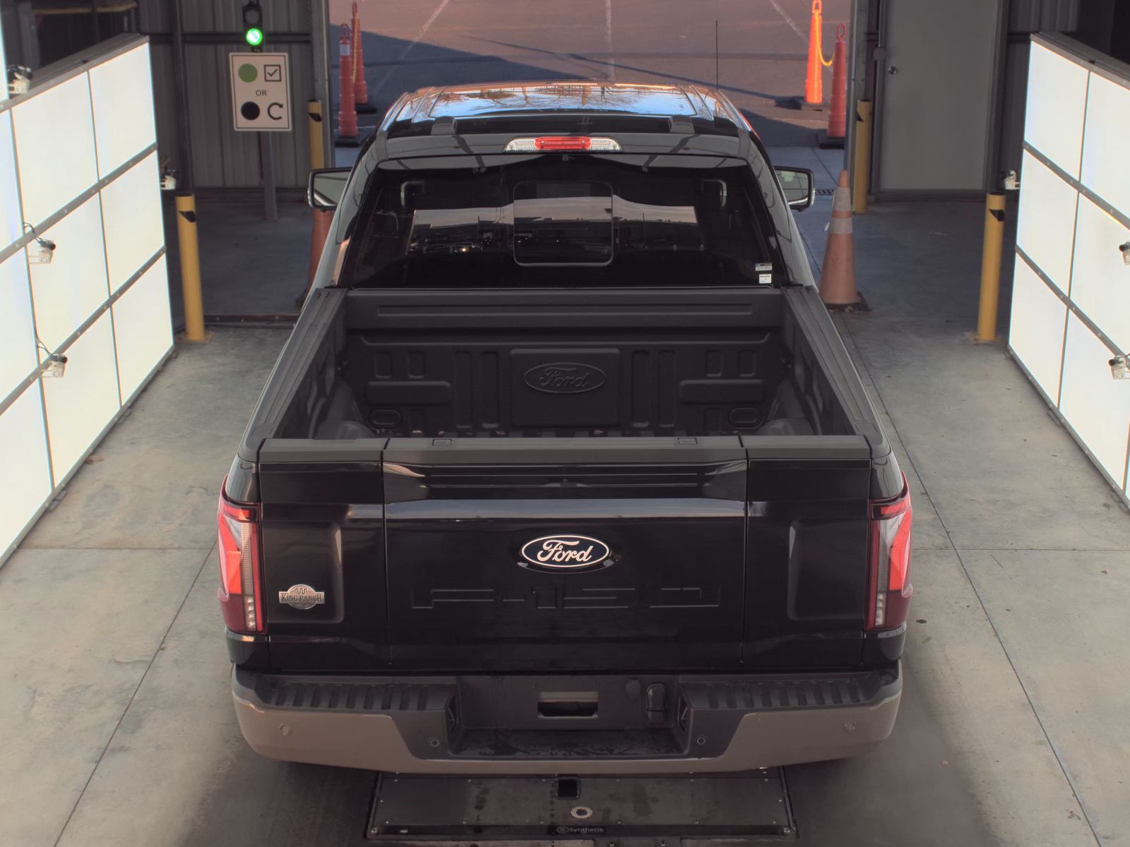 2025 Ford F-150 Hybrid King Ranch AWD