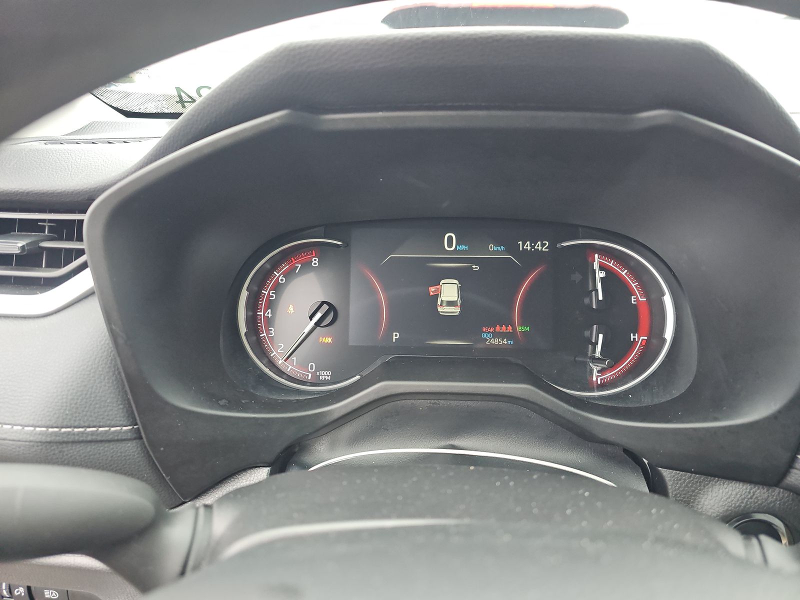 2025 Toyota RAV4 XLE FWD