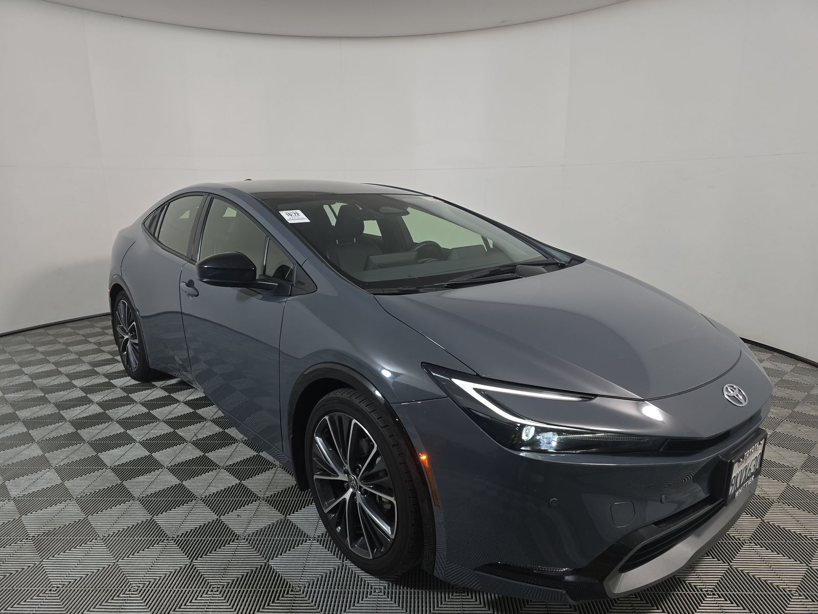 2024 Toyota Prius XLE FWD