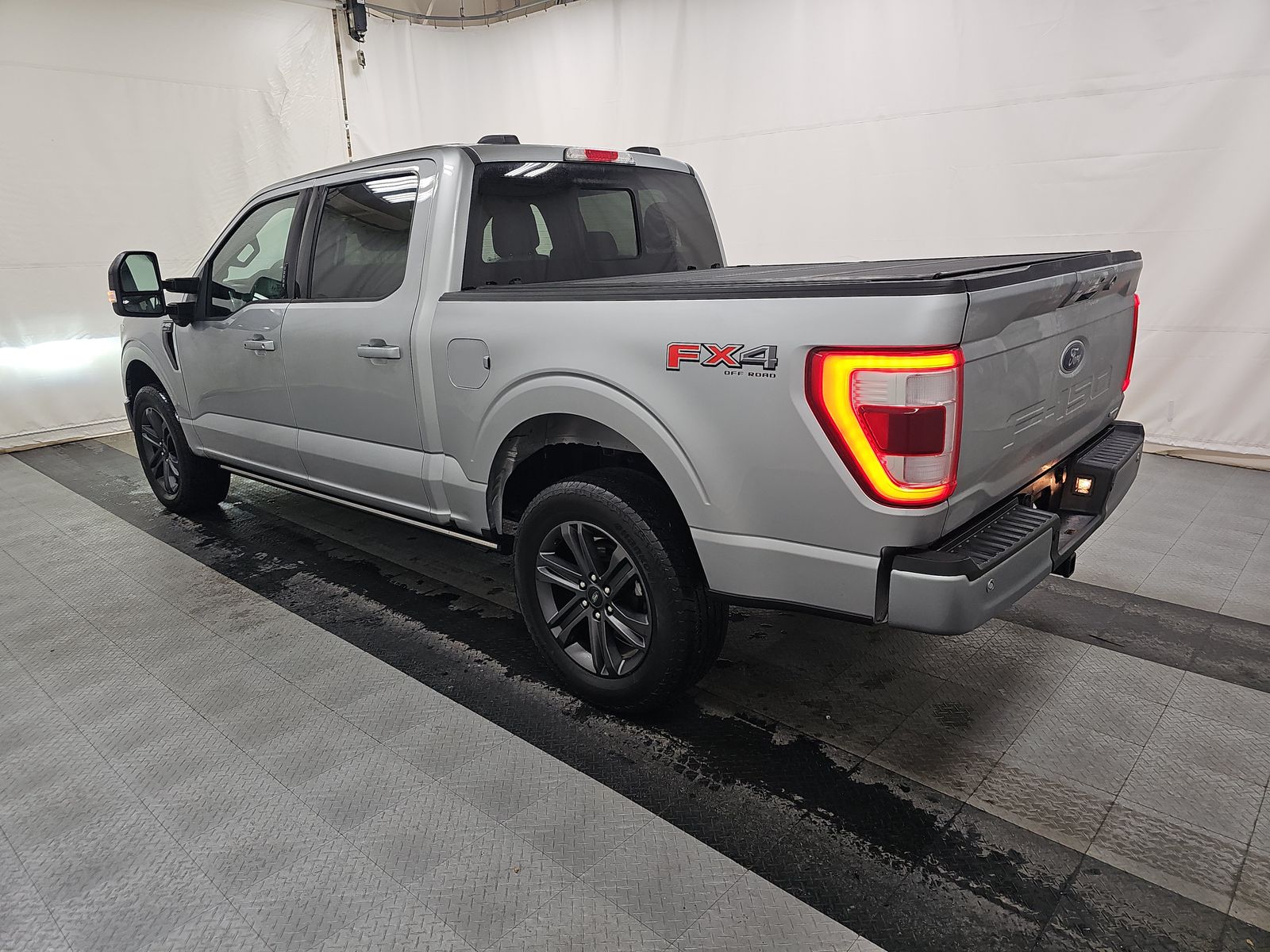 2023 Ford F-150 Lariat AWD