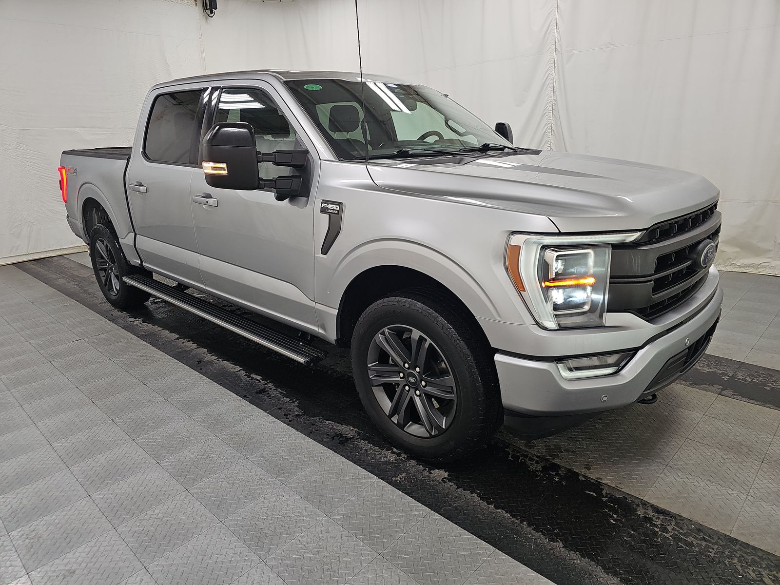 2023 Ford F-150 Lariat AWD