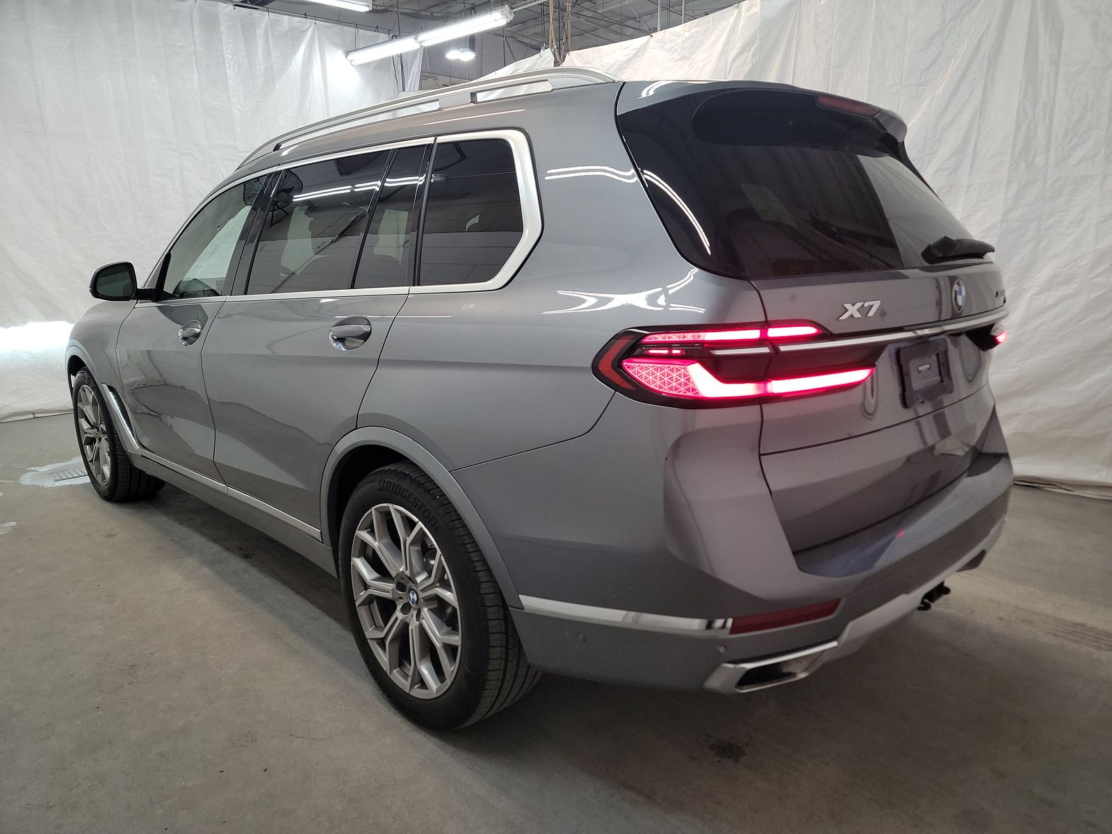 2023 BMW X7 xDrive40i AWD