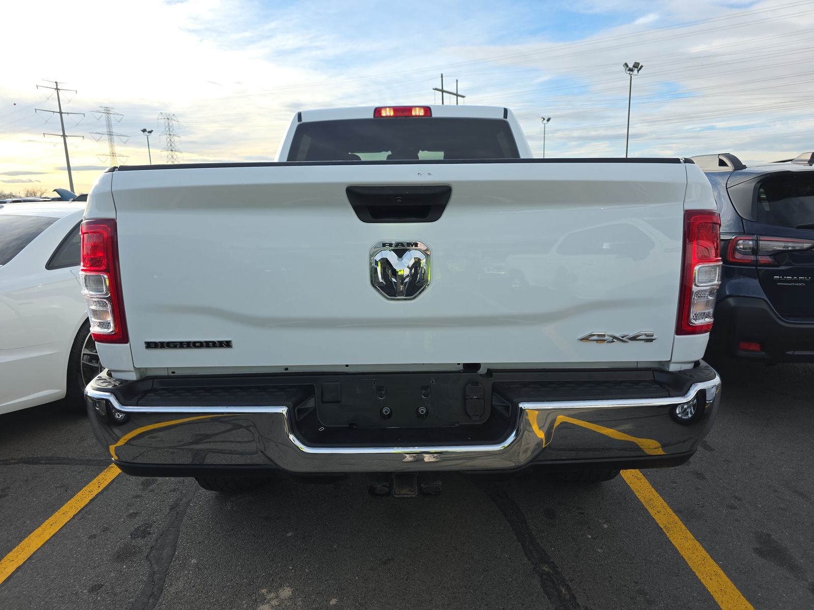 2023 DODGE RAM 2500 BIG HORN DIESEL WHITE SHORT BED SINGLE - Image 5