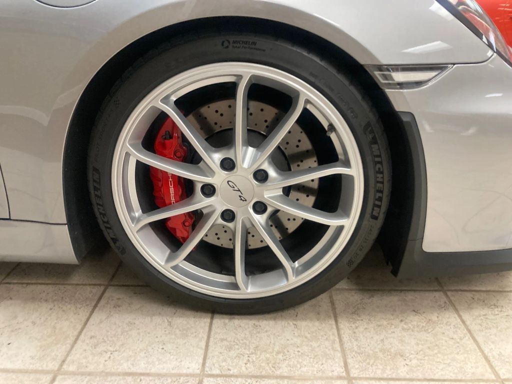 2016 Porsche Cayman GT4 RWD