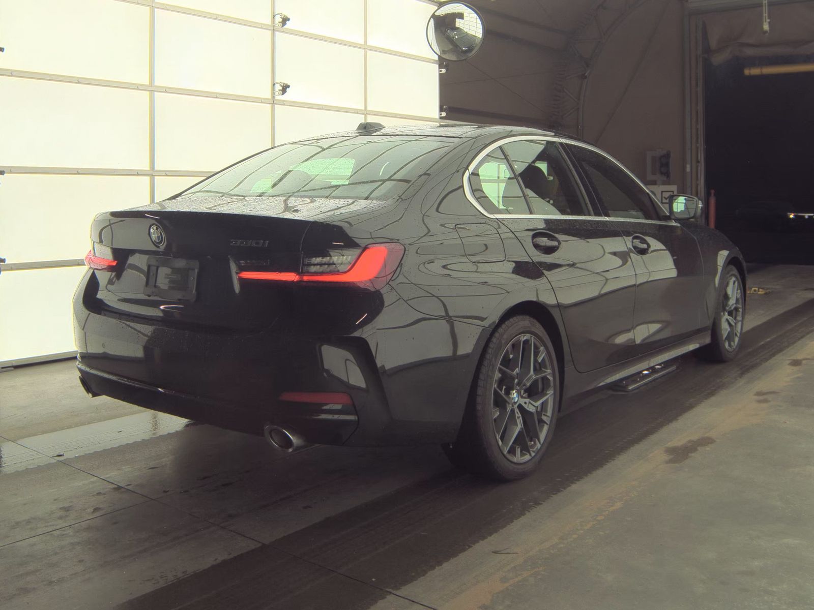 2025 BMW 3 Series 330i RWD