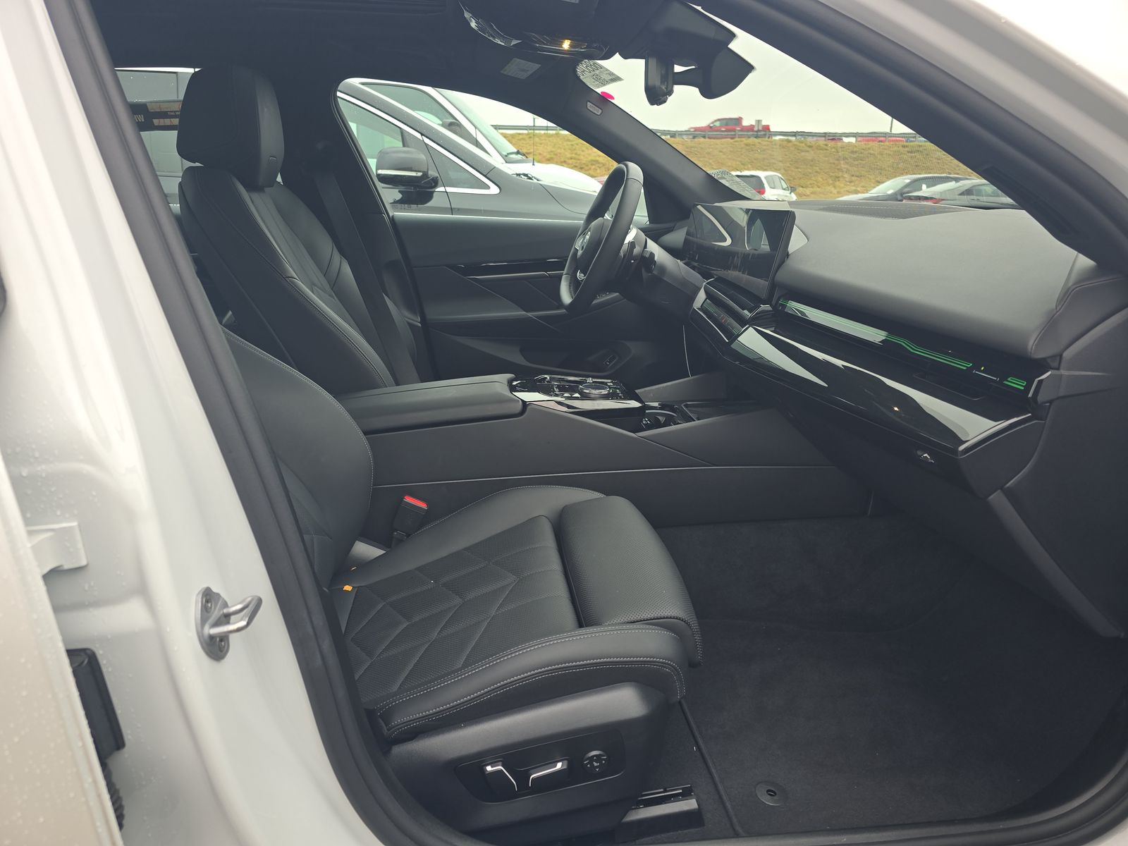 2025 BMW 5 Series 530i RWD