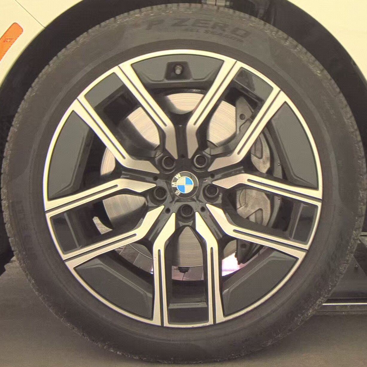 2025 BMW 7 Series 740i xDrive AWD