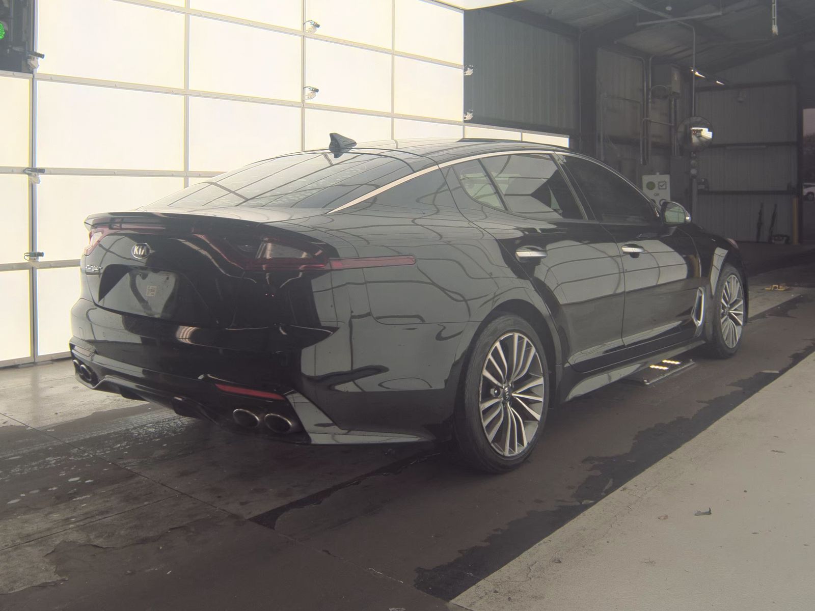 2019 Kia Stinger Base RWD