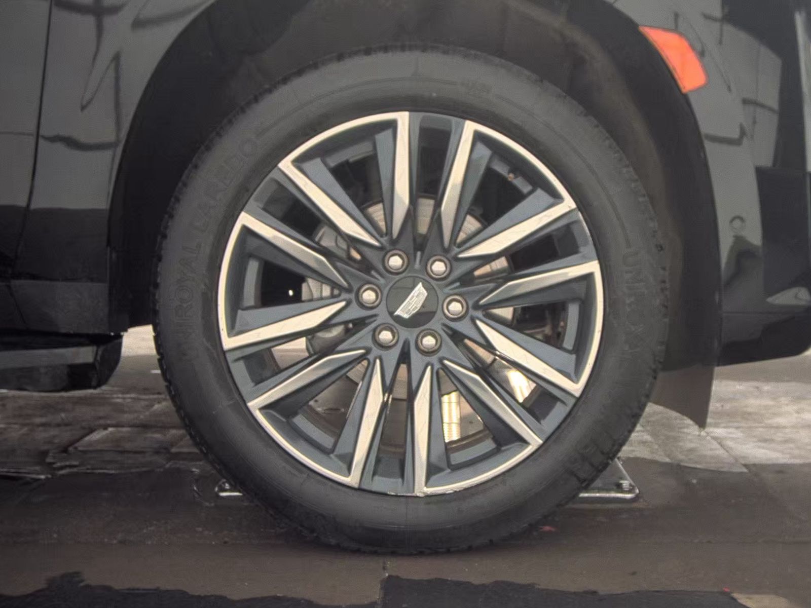 2023 Cadillac Escalade Sport AWD