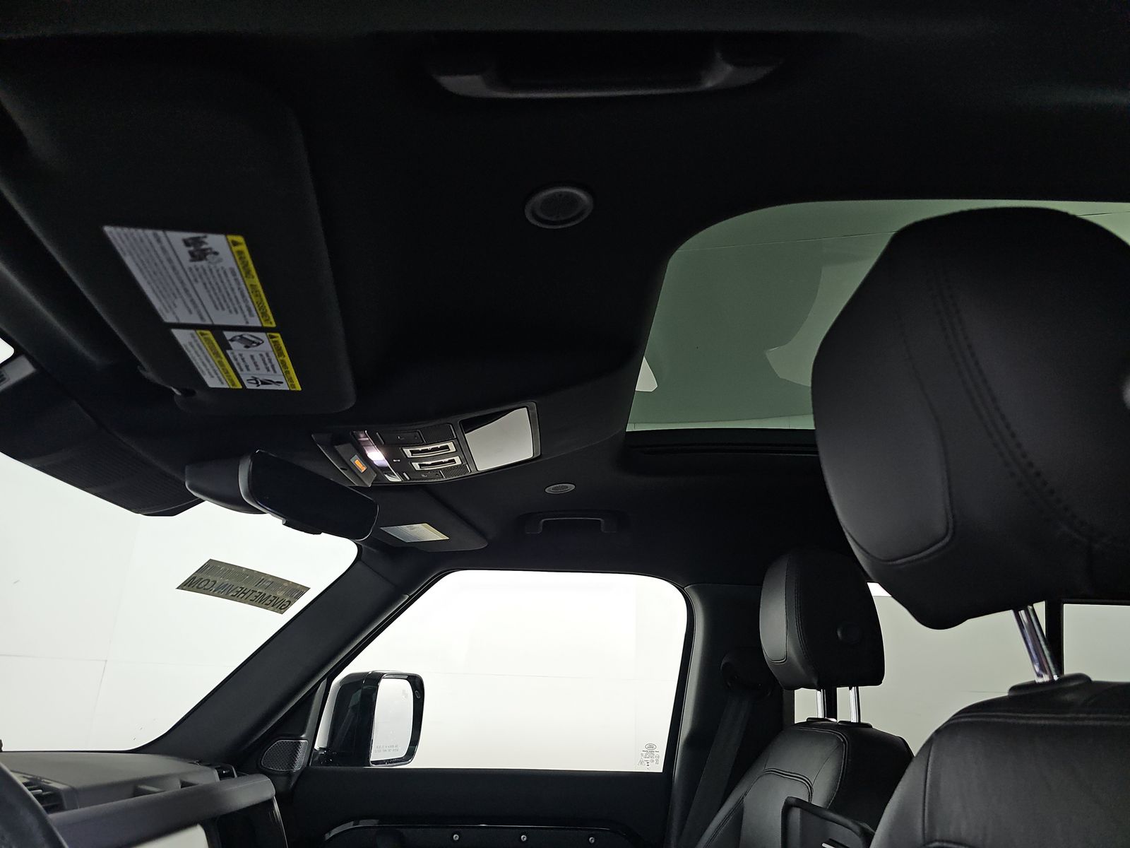 2023 Land Rover Defender 110 30th Anniversary Edition AWD