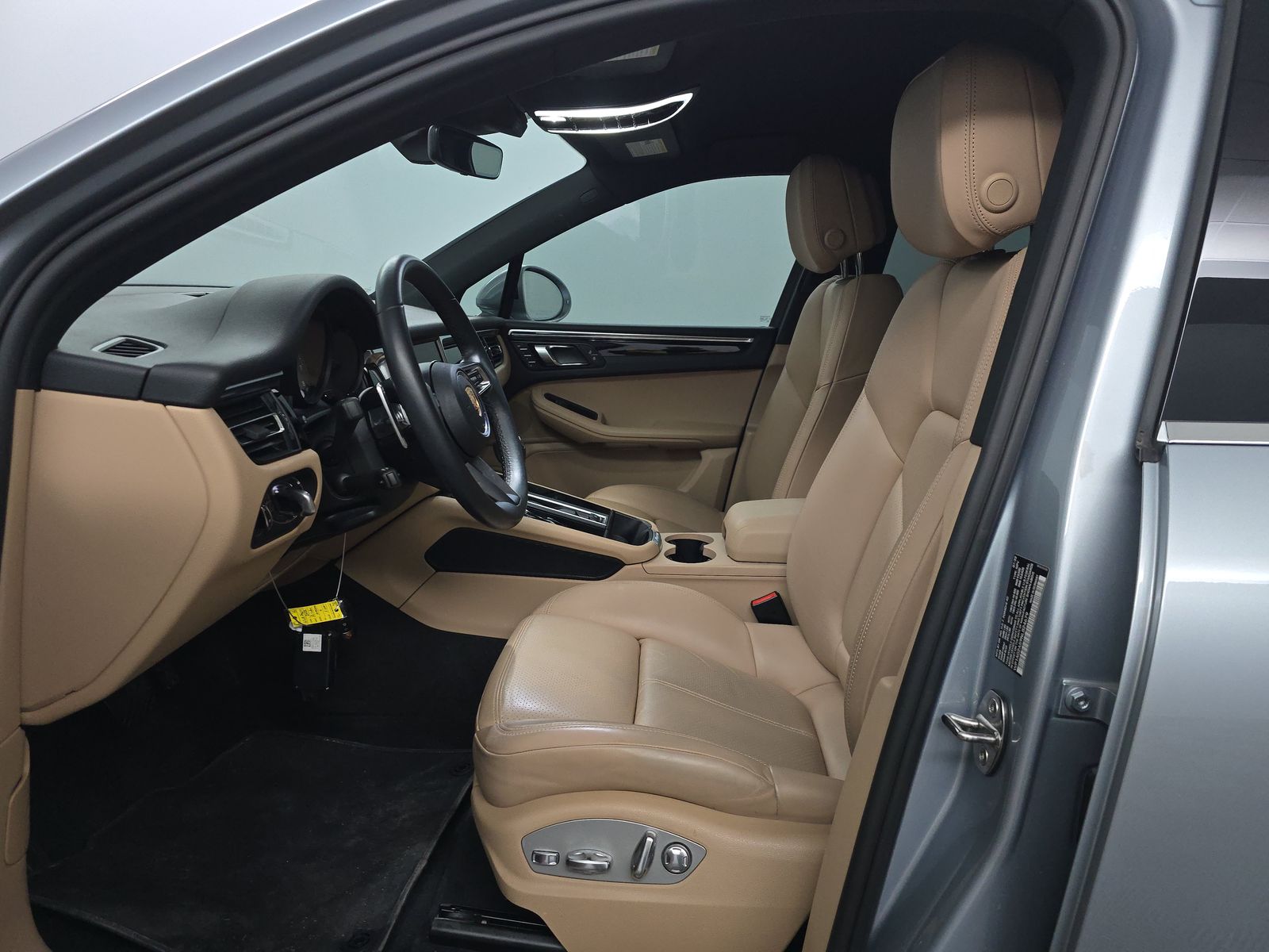 2022 Porsche Macan S AWD