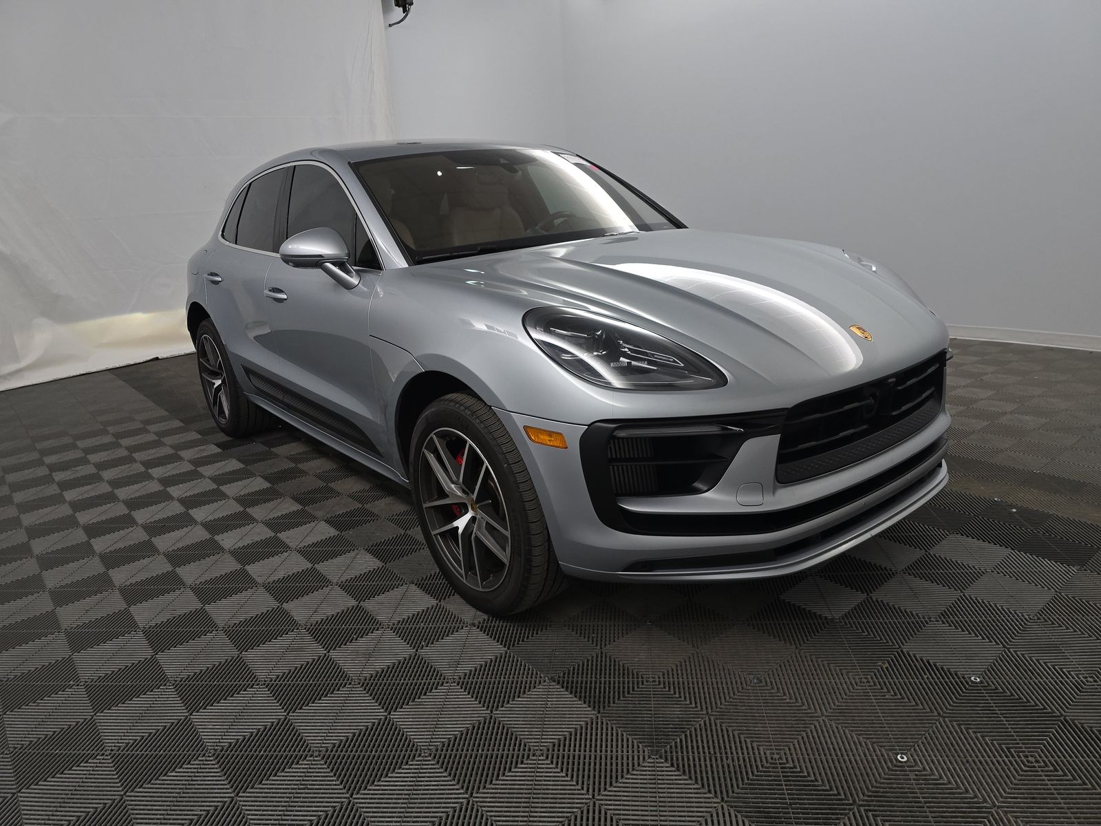 2022 Porsche Macan S AWD