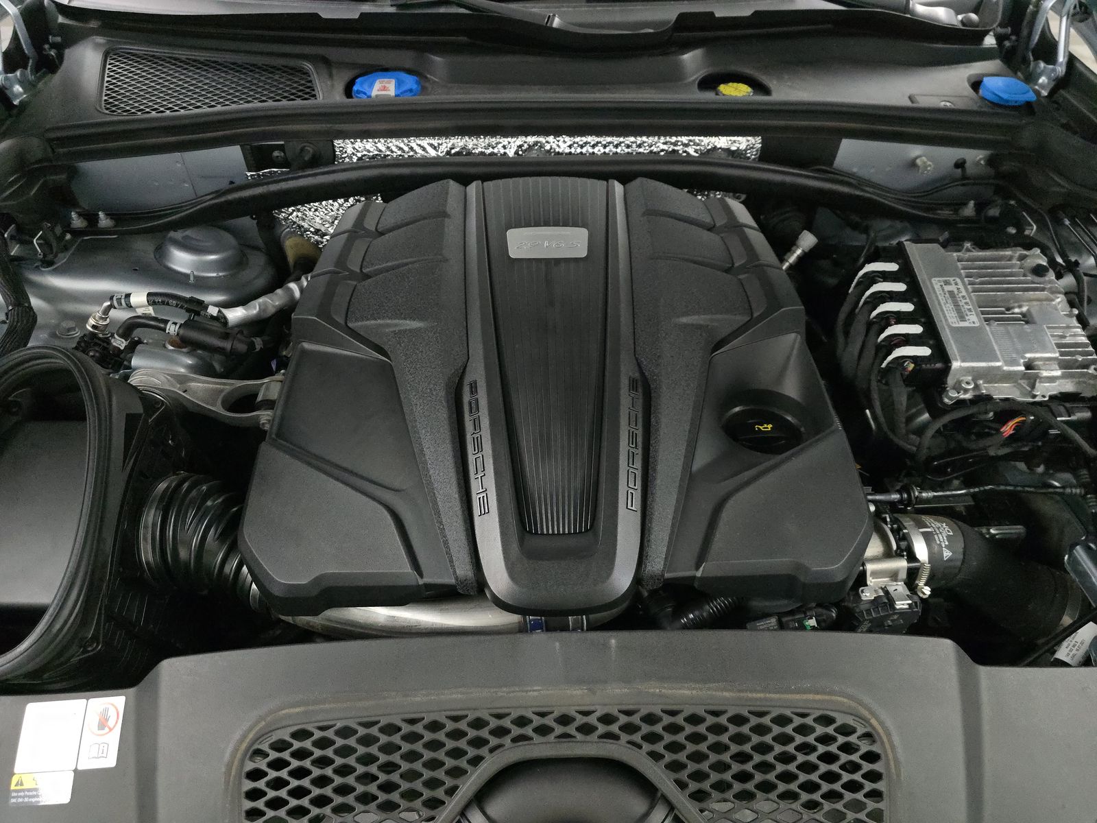 2022 Porsche Macan S AWD