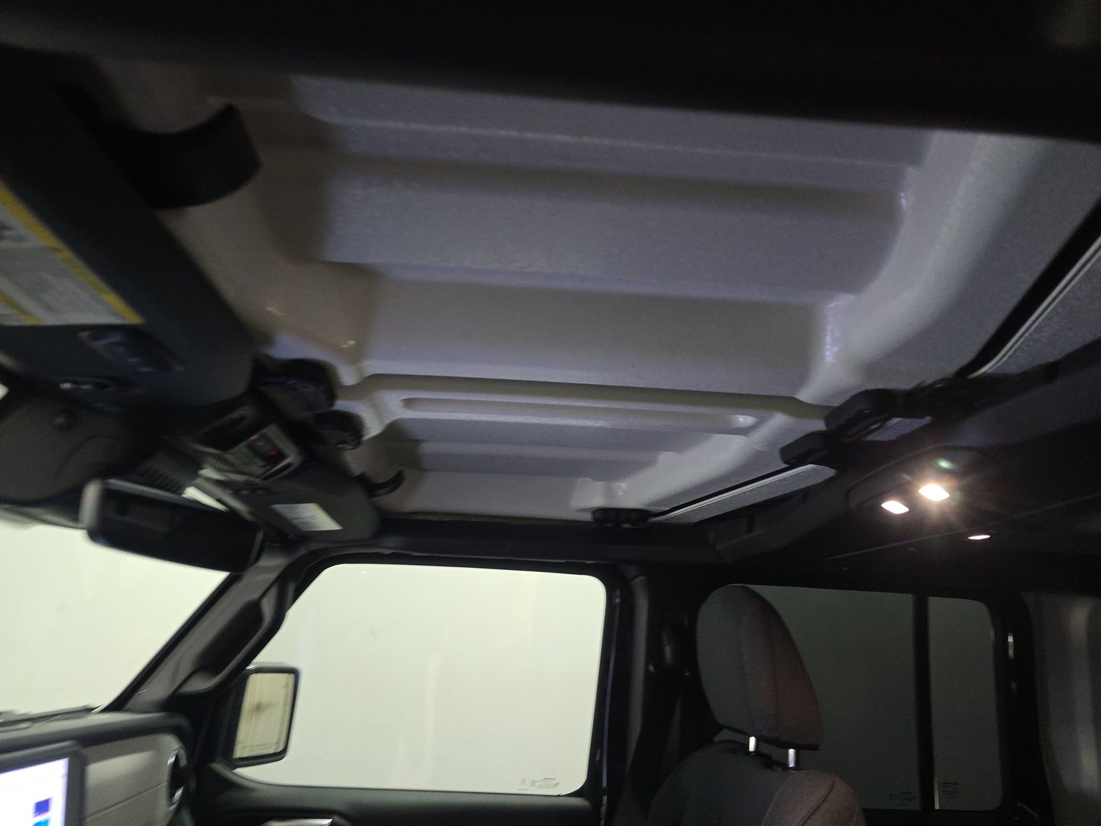 2024 Jeep Wrangler Sahara AWD