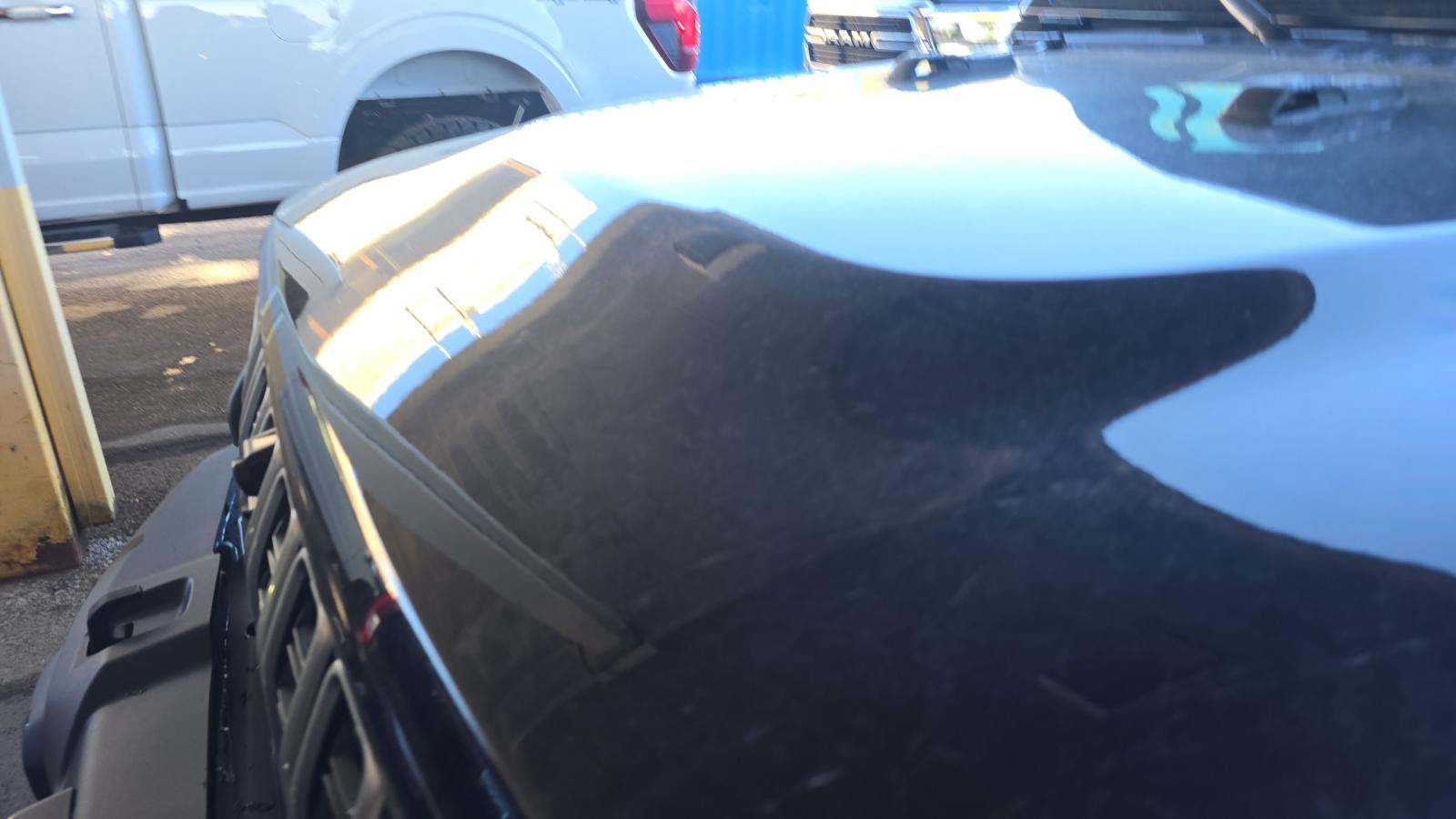 2024 Jeep Wrangler Sahara AWD