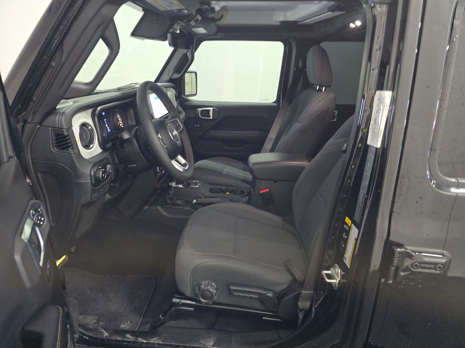 2024 Jeep Wrangler Sahara AWD