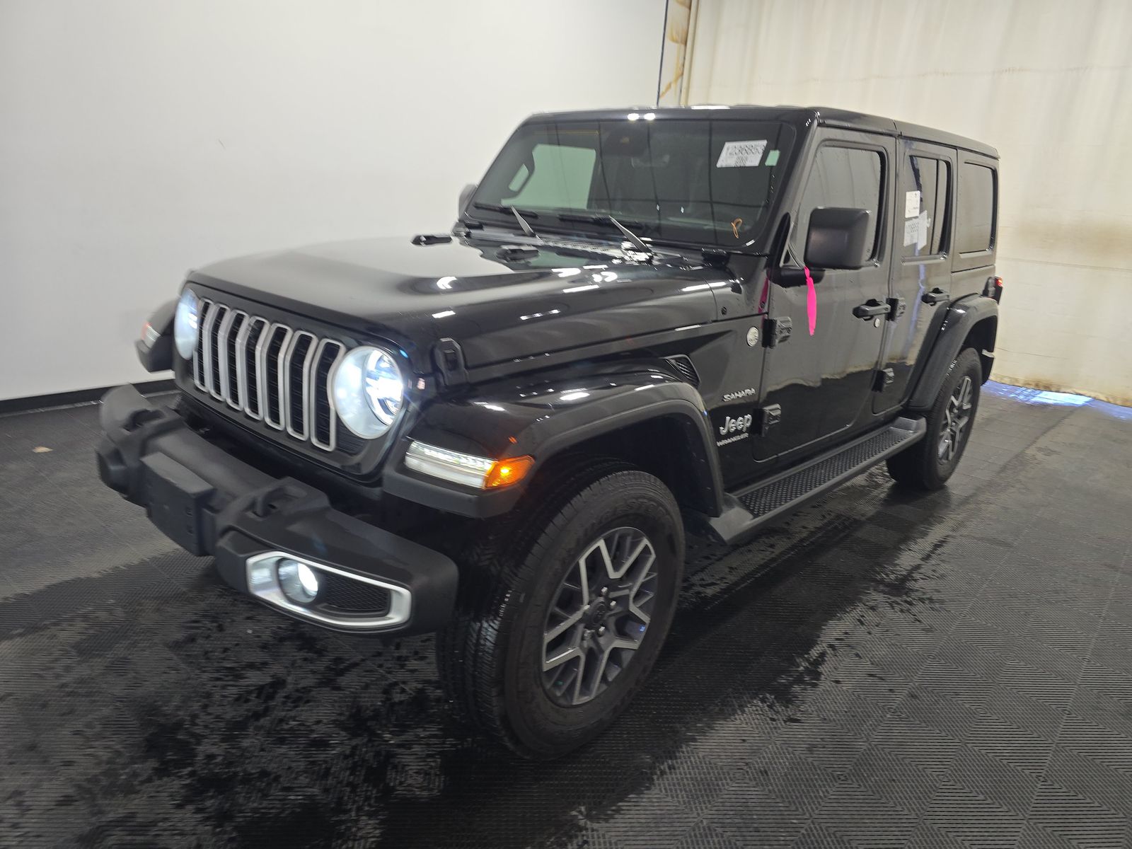 2024 Jeep Wrangler Sahara AWD