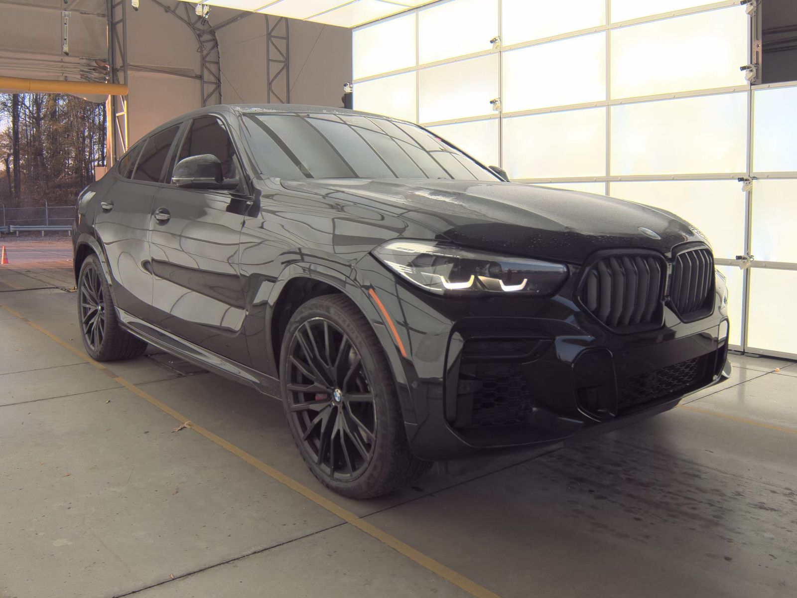 2023 BMW X6 xDrive40i AWD