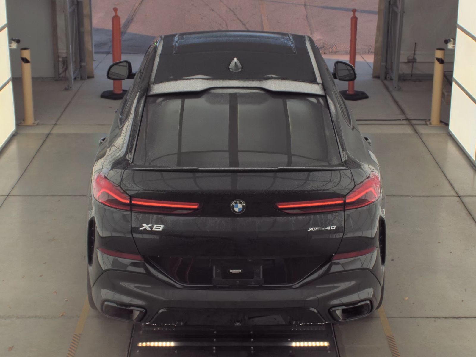 2023 BMW X6 xDrive40i AWD