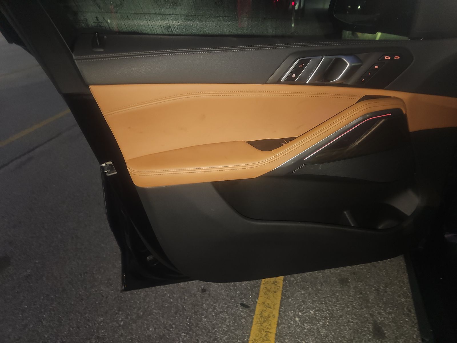 2023 BMW X6 xDrive40i AWD