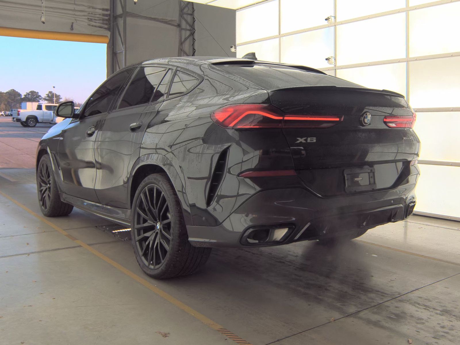 2023 BMW X6 xDrive40i AWD