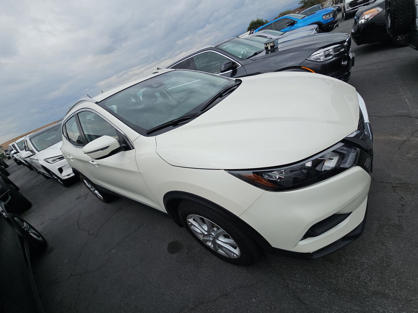 2022 Nissan Rogue Sport SV AWD