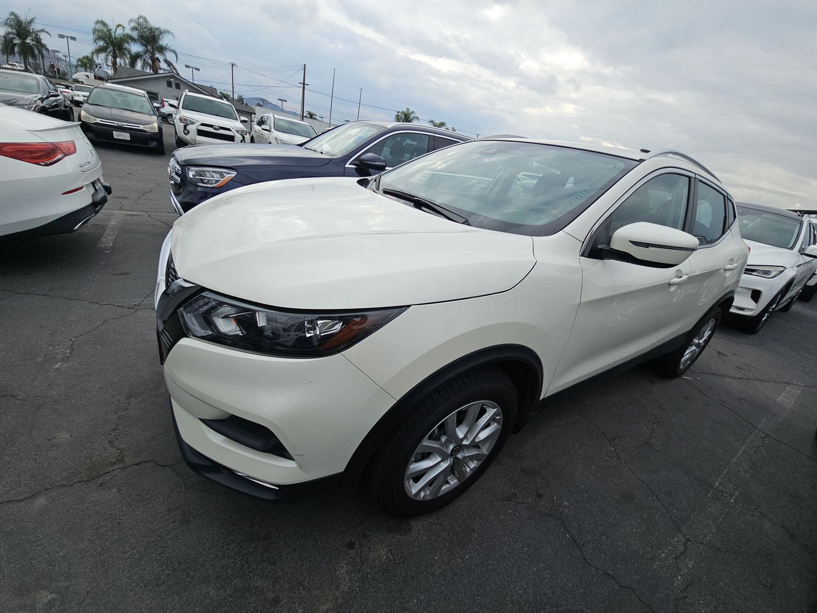 2022 Nissan Rogue Sport SV AWD