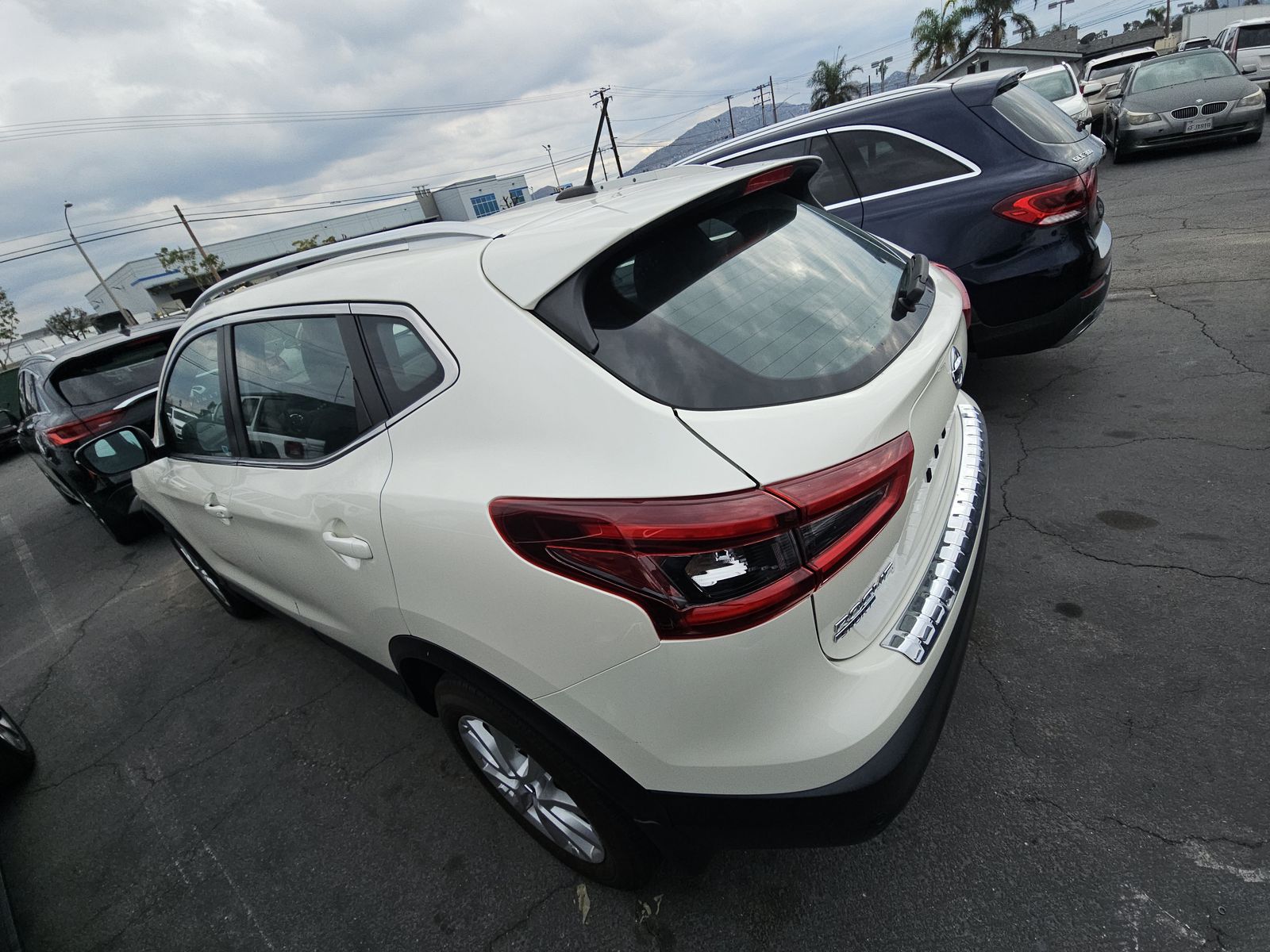 2022 Nissan Rogue Sport SV AWD