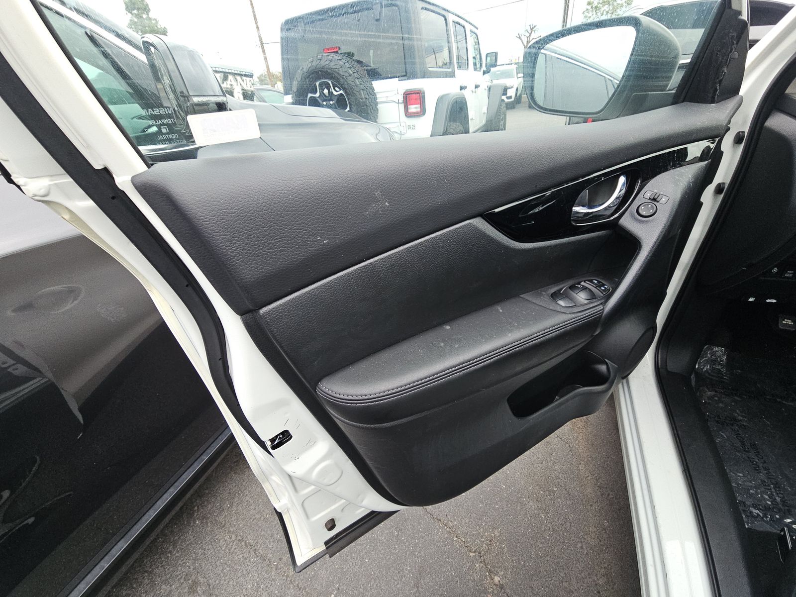 2022 Nissan Rogue Sport SV AWD