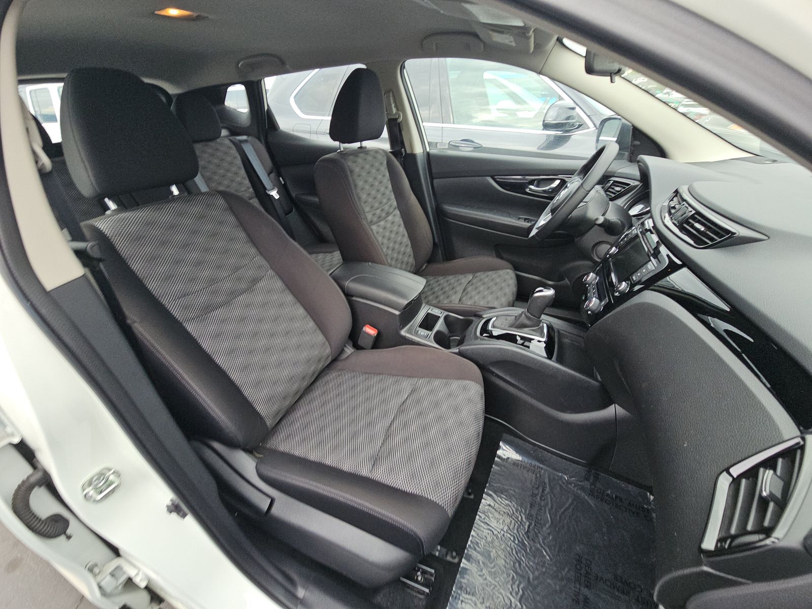 2022 Nissan Rogue Sport SV AWD