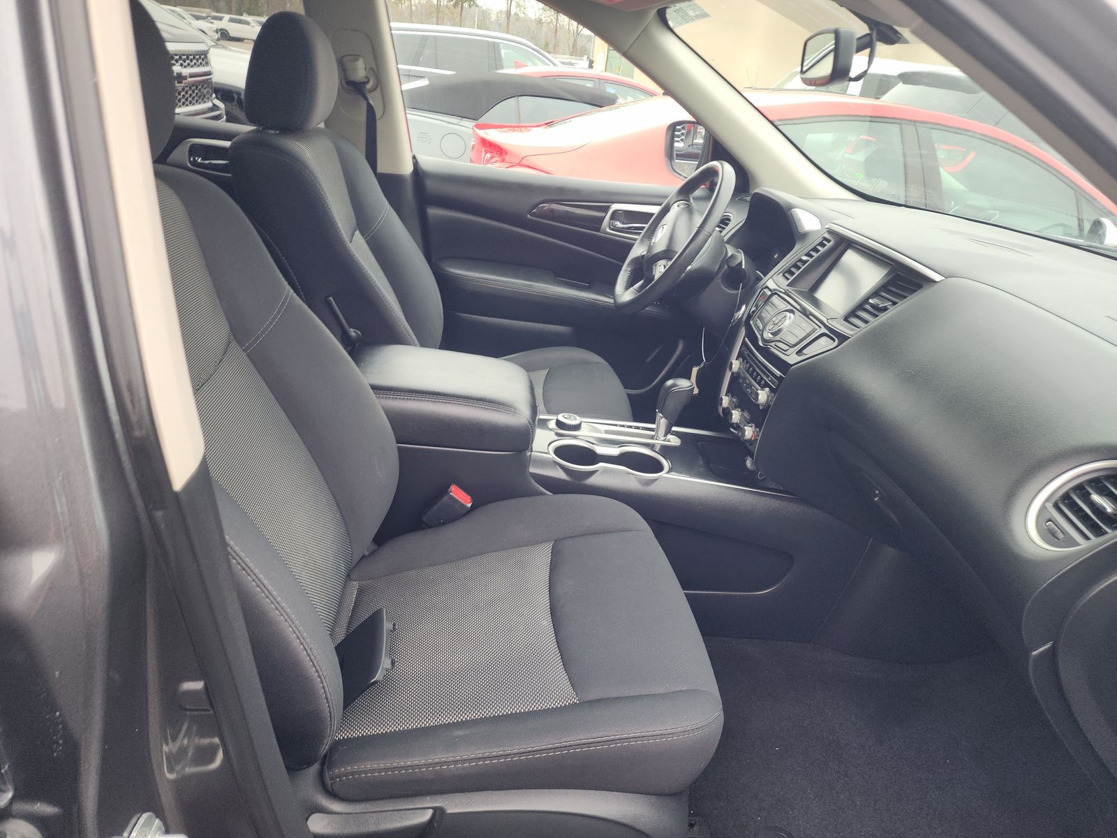 2019 Nissan Pathfinder SV AWD