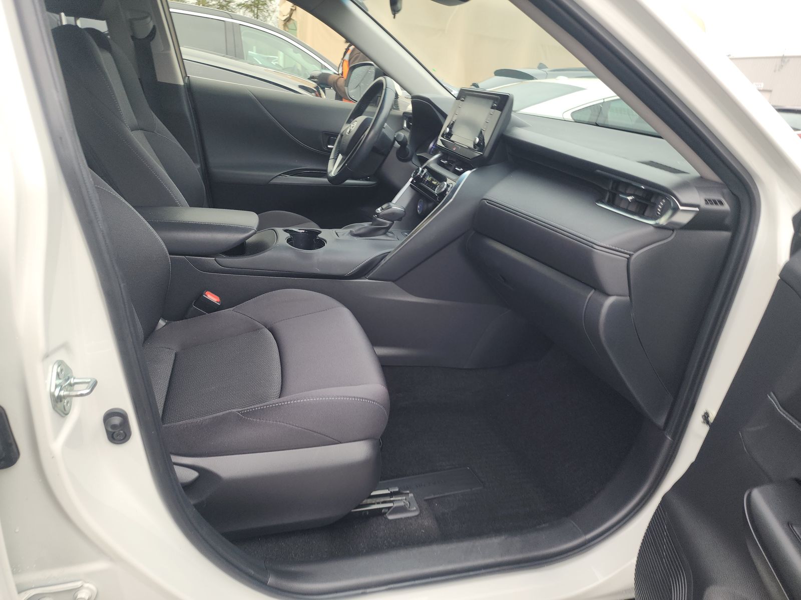 2022 Toyota Venza LE AWD