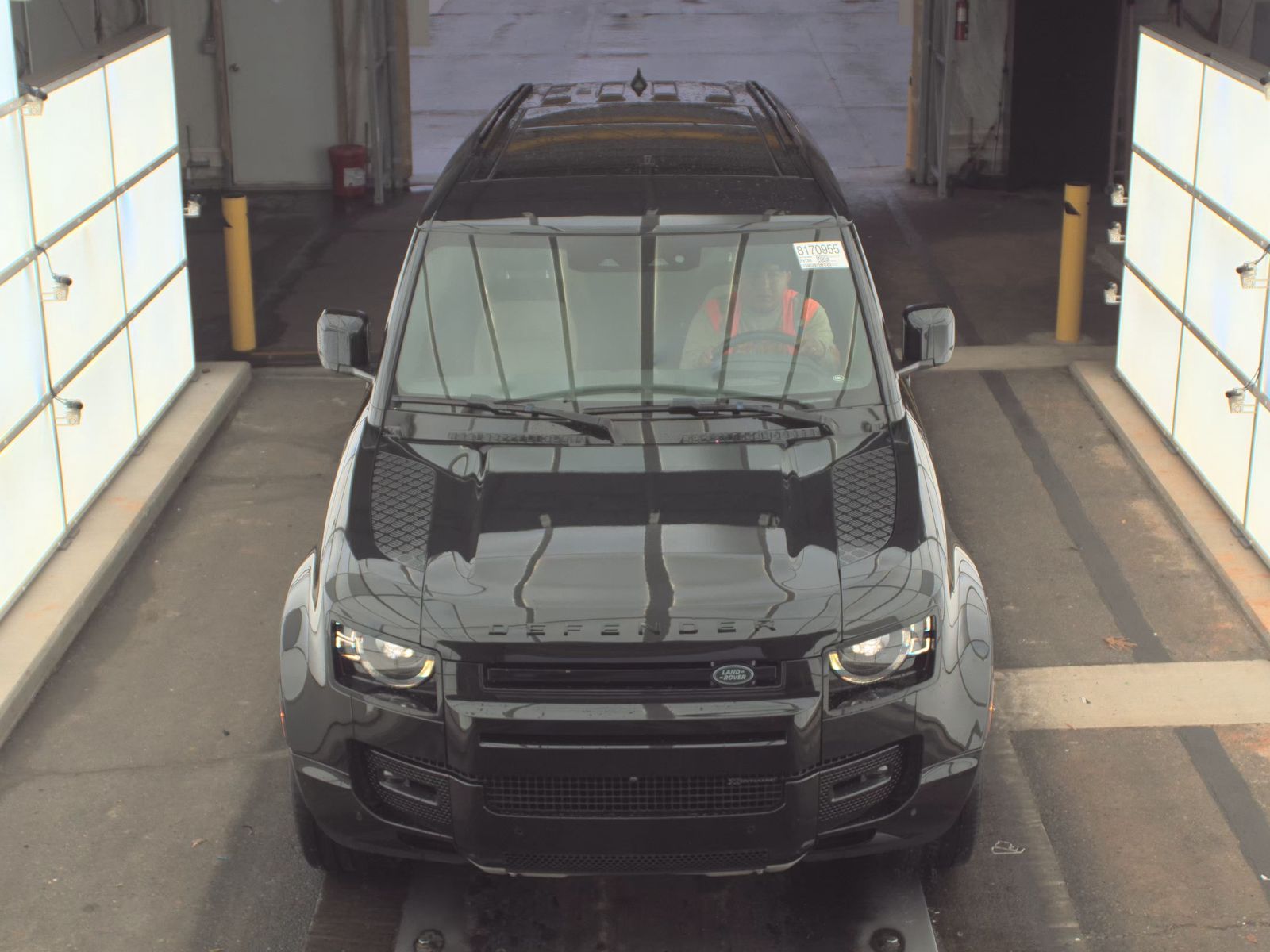 2023 Land Rover Defender 110 X-Dynamic SE AWD