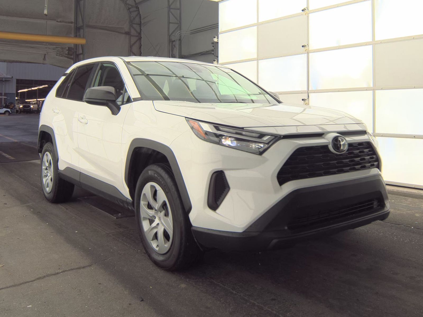 2024 Toyota RAV4 LE FWD