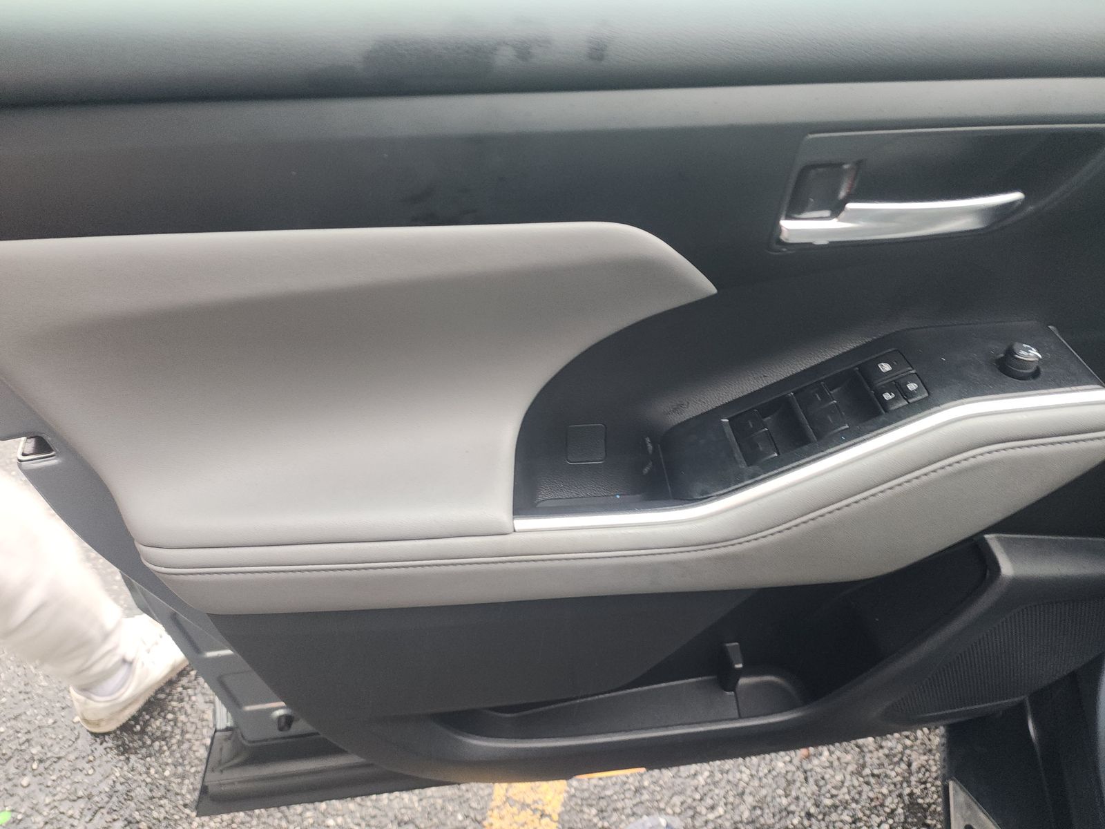 2023 Toyota Highlander XLE FWD