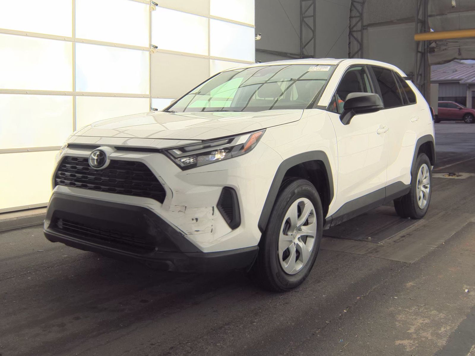 2024 Toyota RAV4 LE FWD