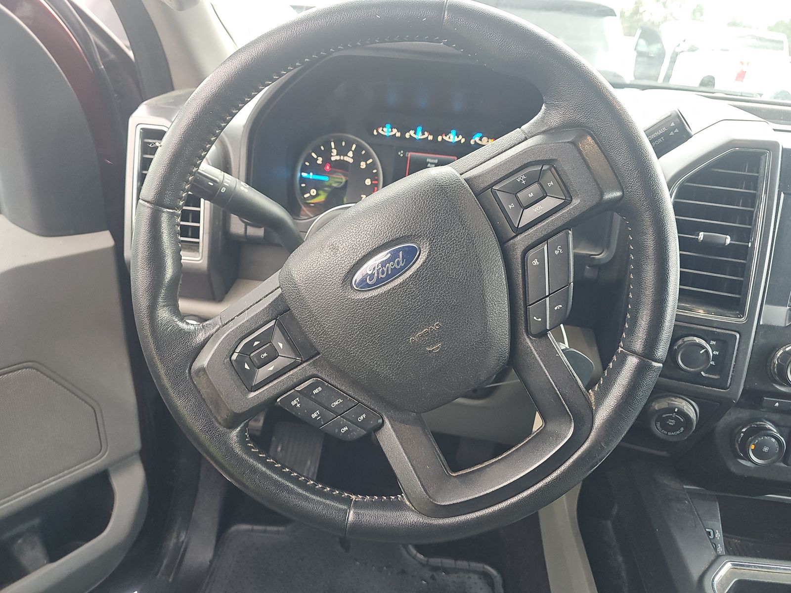 2017 Ford F-150 XLT AWD