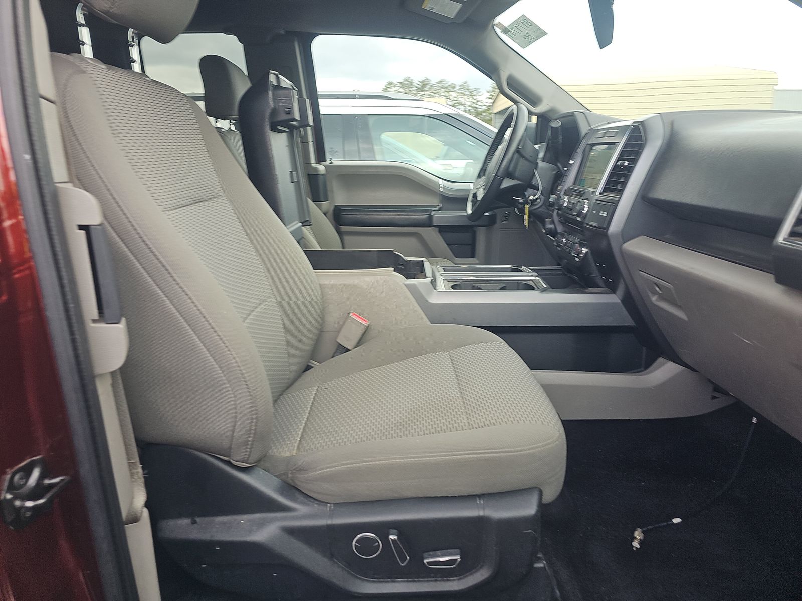 2017 Ford F-150 XLT AWD