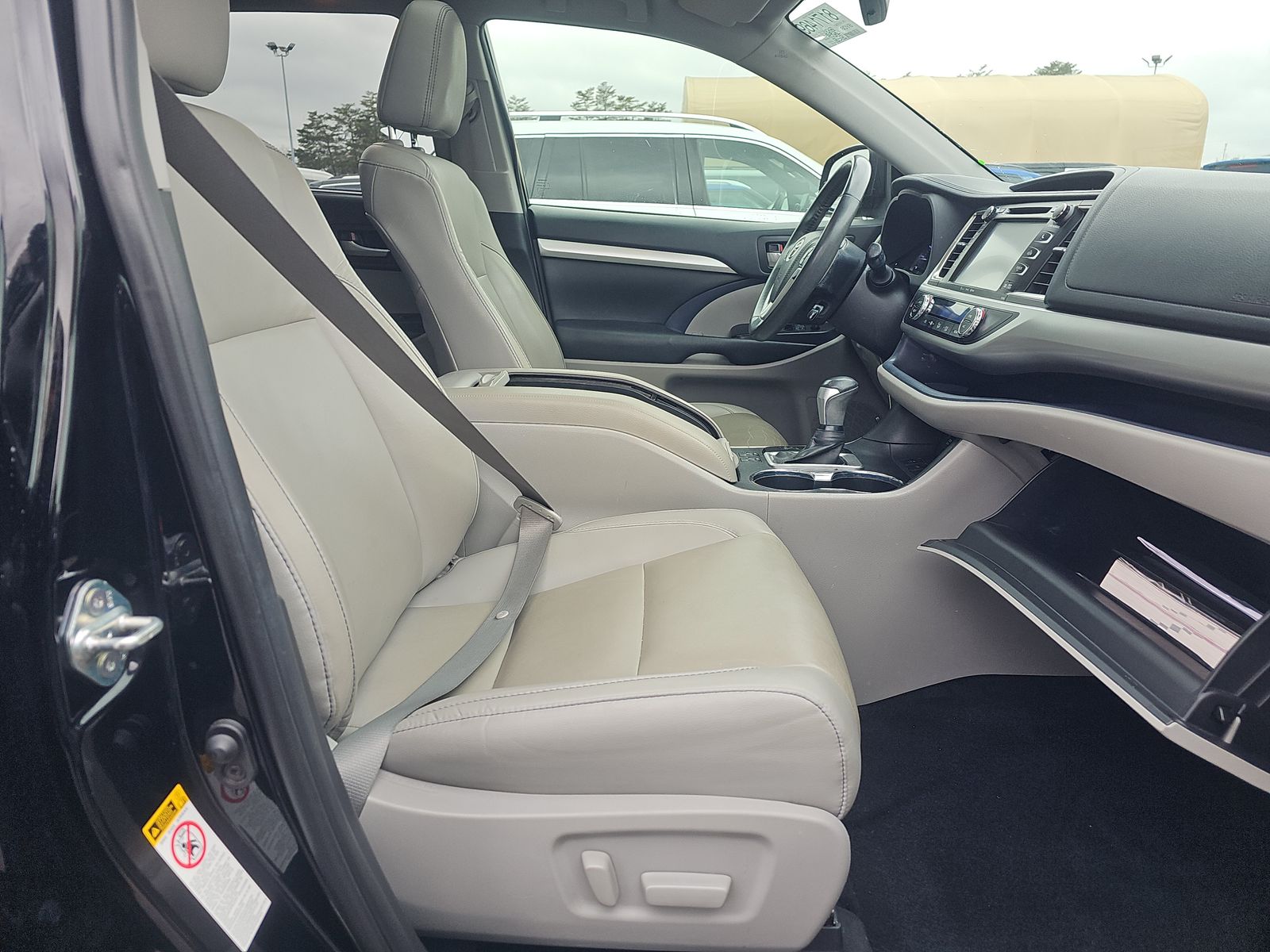 2019 Toyota Highlander XLE FWD