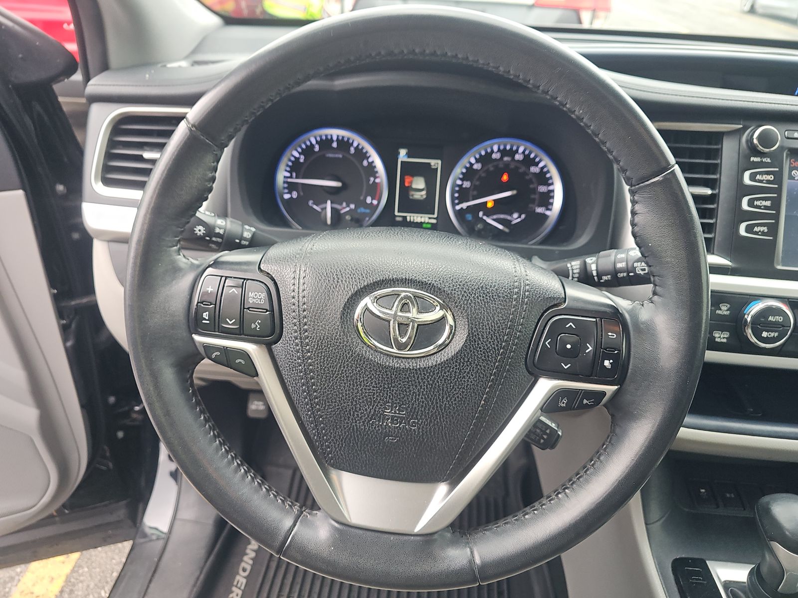 2019 Toyota Highlander XLE FWD