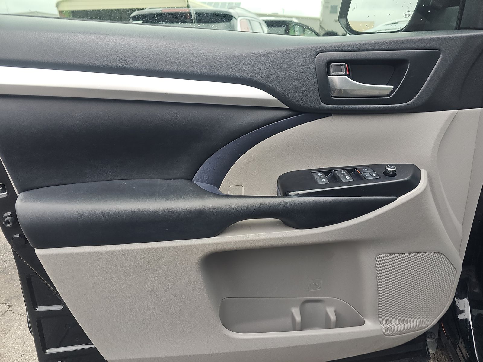 2019 Toyota Highlander XLE FWD