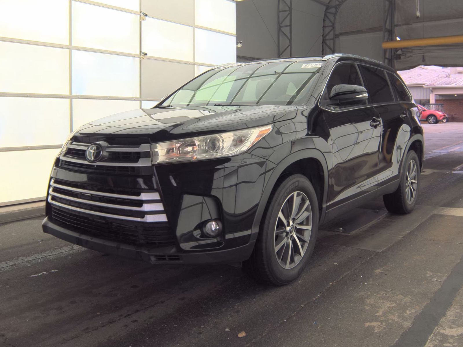 2019 Toyota Highlander XLE FWD