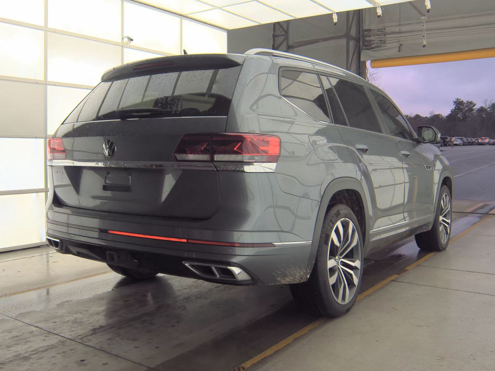 2021 Volkswagen Atlas 3.6L SEL R-Line FWD