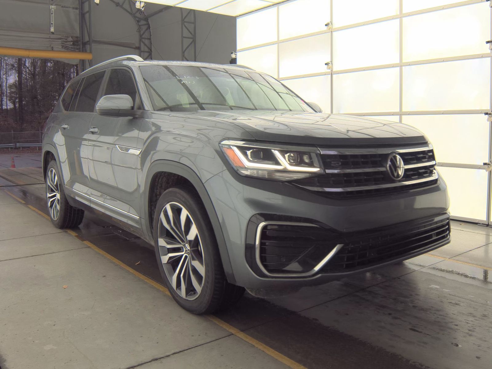 2021 Volkswagen Atlas 3.6L SEL R-Line FWD