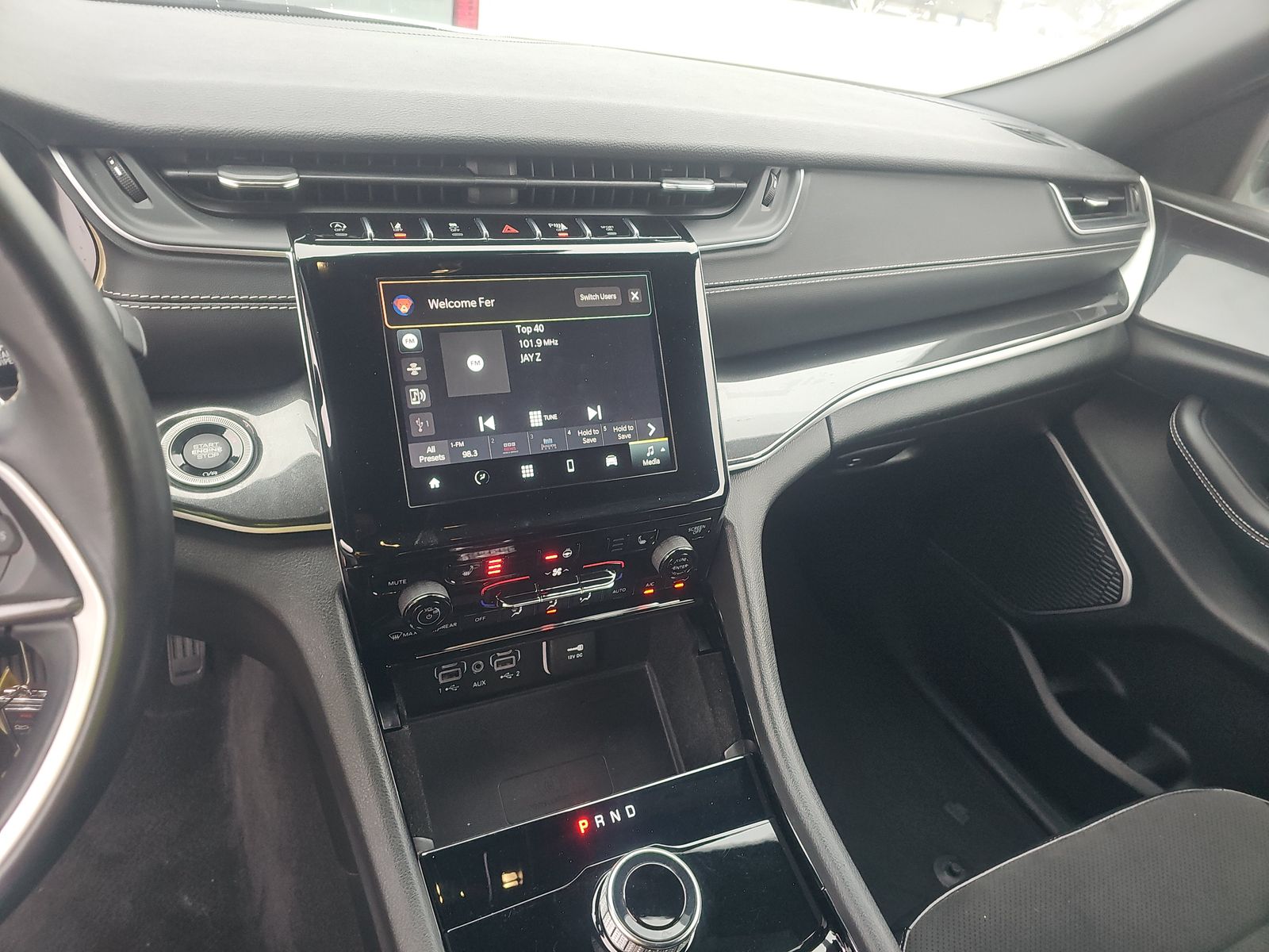 2022 Jeep Grand Cherokee Altitude RWD