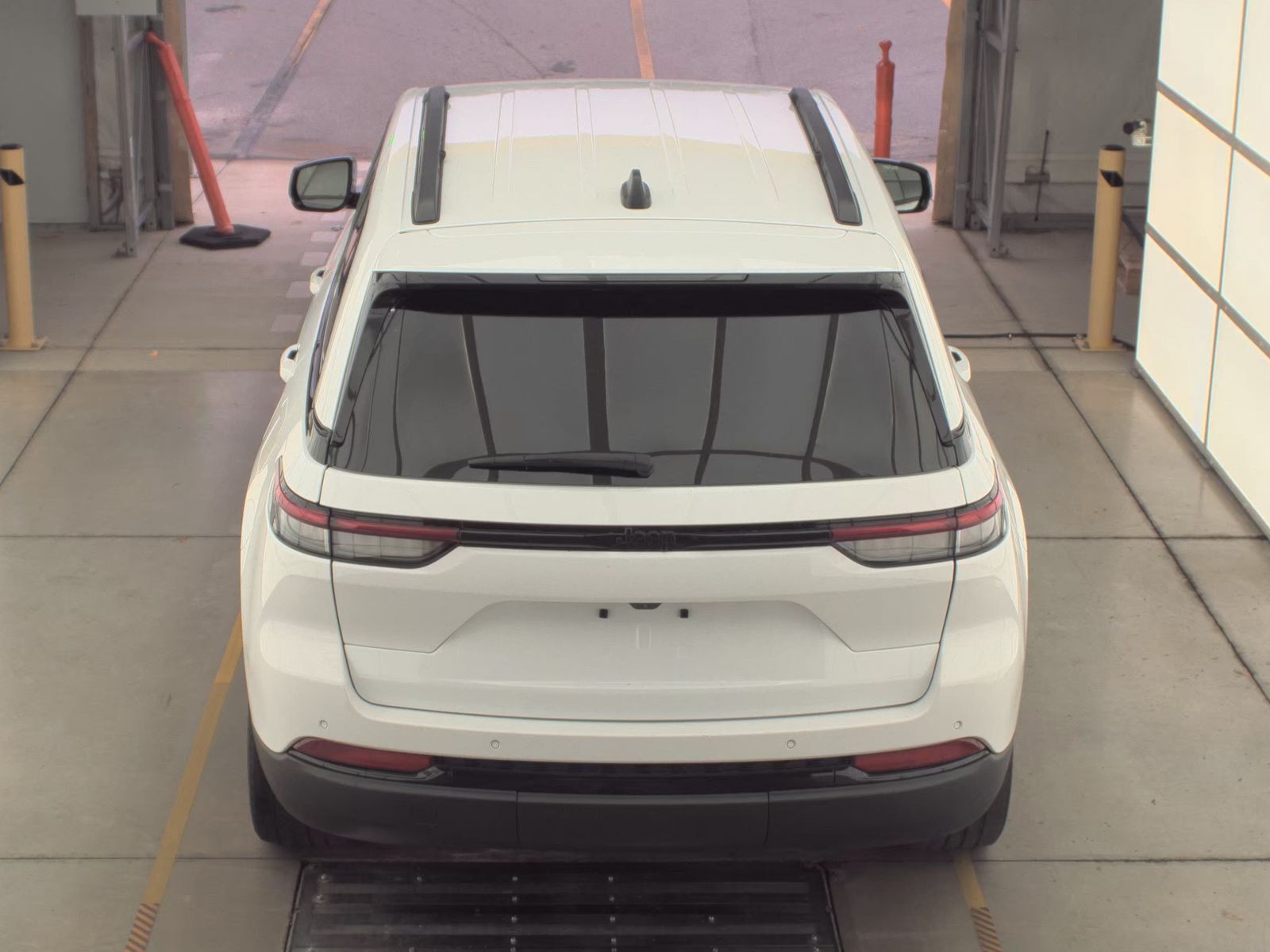 2022 Jeep Grand Cherokee Altitude RWD