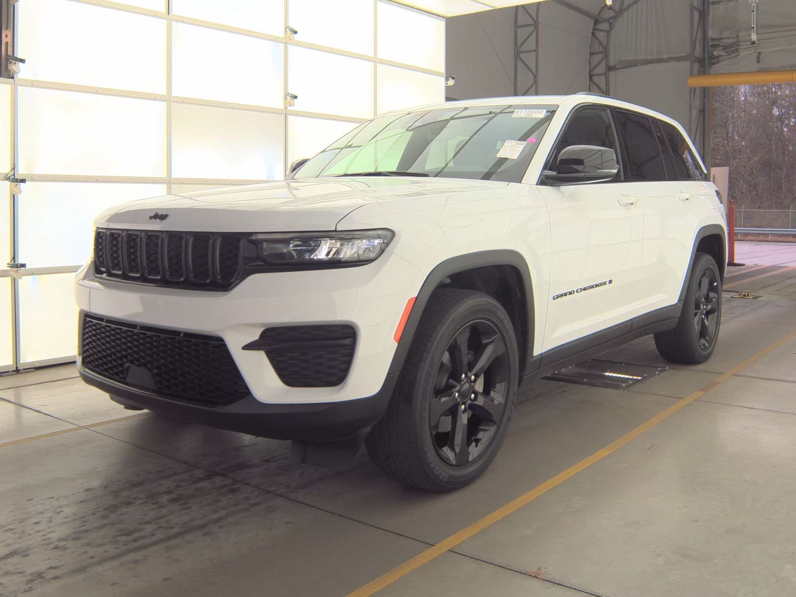 2022 Jeep Grand Cherokee Altitude RWD