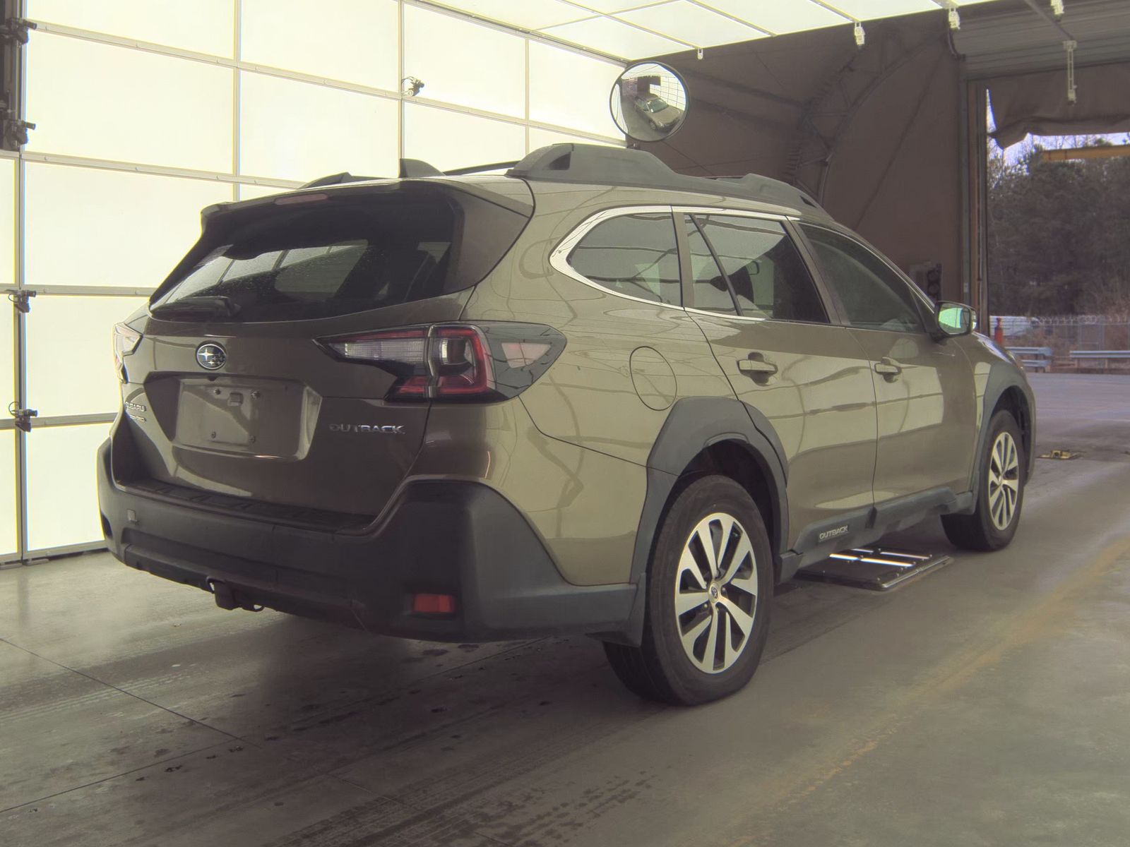 2023 Subaru Outback Premium AWD